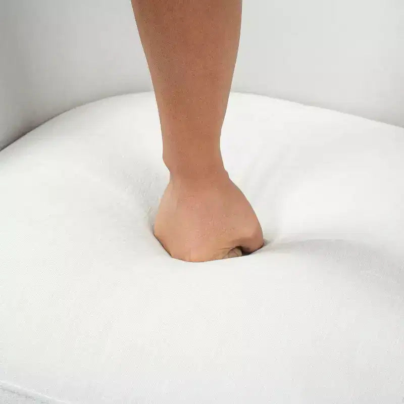 Fauteuil d'appoint pivotant moderne Suroi avec structure en bois et pieds en métal