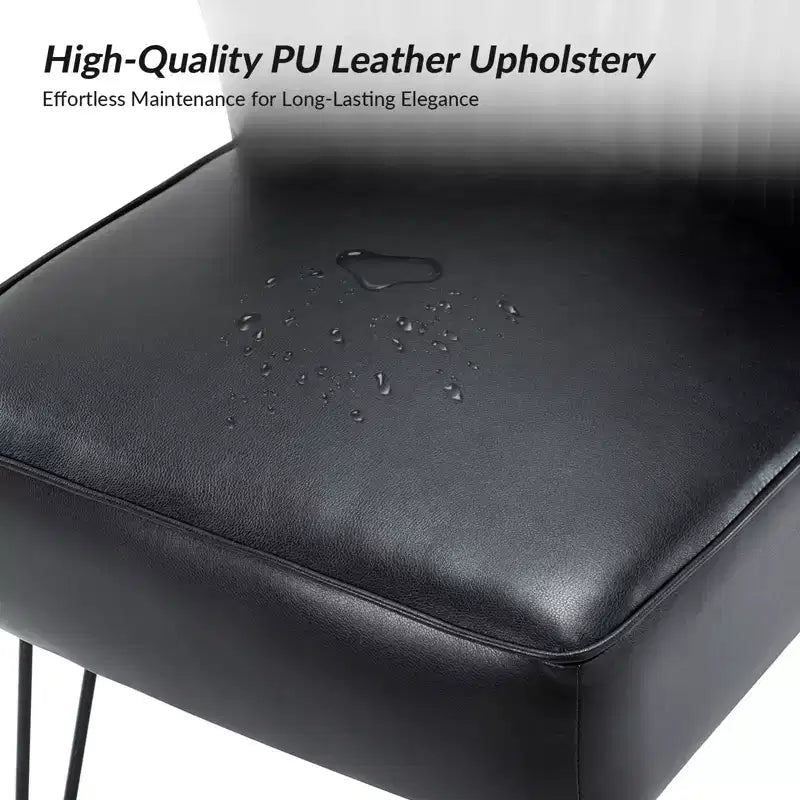 Chaise d'appoint contemporaine Eustacio en similicuir touffeté avec pieds en métal