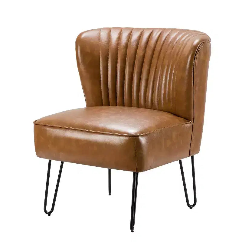 Chaise d'appoint contemporaine Eustacio en similicuir touffeté avec pieds en métal